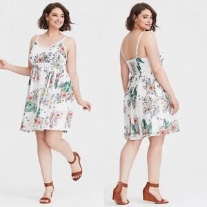 Torrid‎ Dress Womens 1 1X 14-16 White Floral Crochet Mini Dress Summer NEW